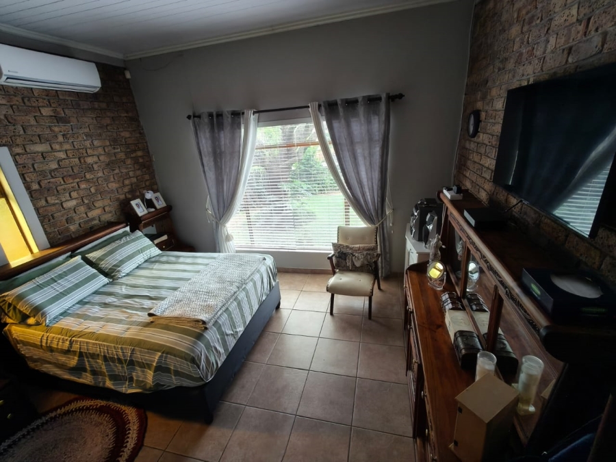 4 Bedroom Property for Sale in Cashan North West